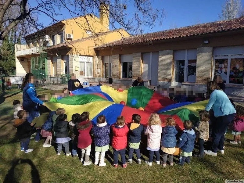Misioneras Inmaculada Concepción - Residencia de ancianos en Zaragoza - foto 2