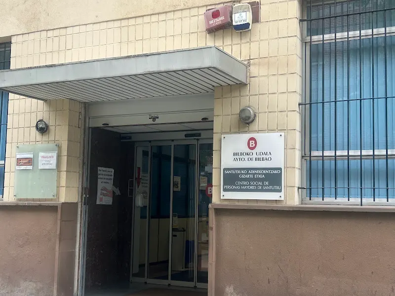 Centro Tercera Edad Santutxu - Residencia de ancianos en Bilbao - foto 2