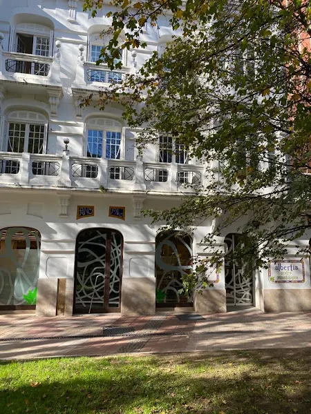 Renacimiento -Centro de atención diurna - Residencia de ancianos en Vitoria-Gasteiz - foto 3