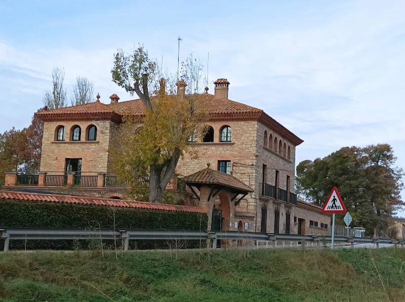 Instituto Hermanas Josefinas de la Caridad - Residencia Ntra. Sra. de Lourdes - Residencia de ancianos en Vic - foto 3