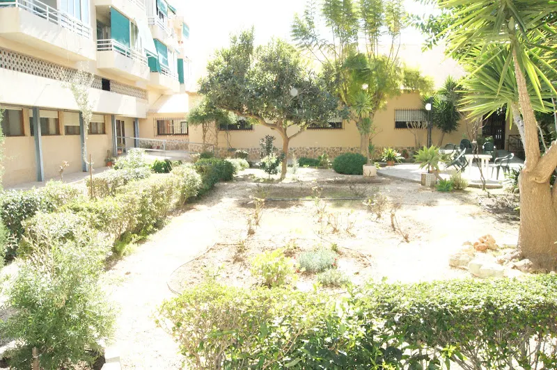 Residencia Tercera Edad Madre Elisea - Residencia de ancianos en San Juan de Alicante - foto 2