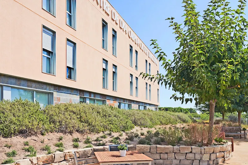 Residència i Centre de Dia Bouco Ciutat Diagonal - Residencia de ancianos en Hospitalet de Llobregat (L) - foto 2
