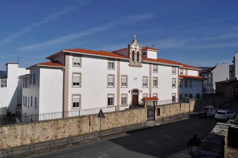 Residencia Nuestra Señora de las Virtudes - Residencia de ancianos en Pontedeume - foto 2