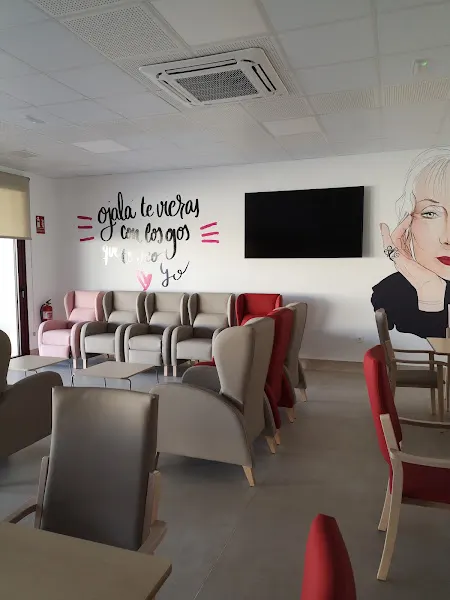 Residencia de personas mayores El Chalet - Montijo