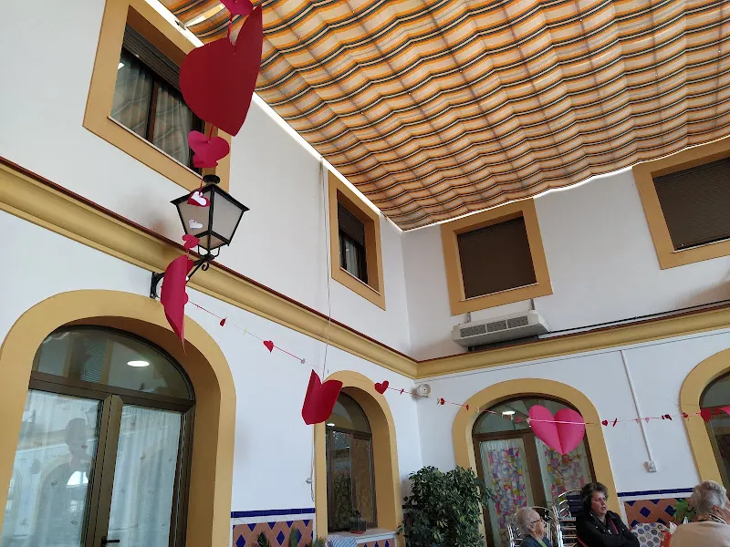 Residencia Geriátrica San Juan Macías - Residencia de ancianos en Ribera del Fresno - foto 2