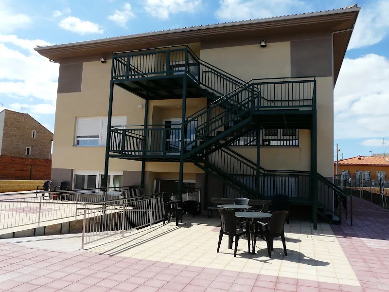 Residencia Virgen de la Peña Calvarrasa de Arriba - Residencia de ancianos en Santa Marta de Tormes - foto 2