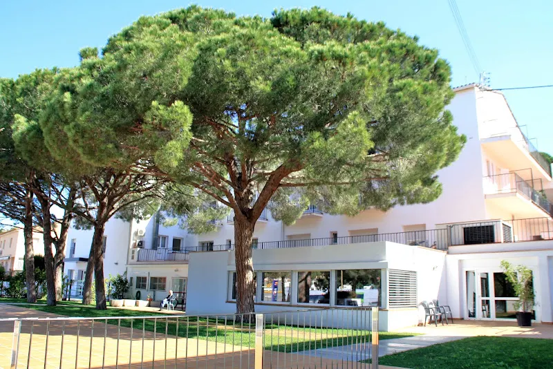 Residència Els Pins - Residencia de ancianos en Torroella de Montgrí - foto 2