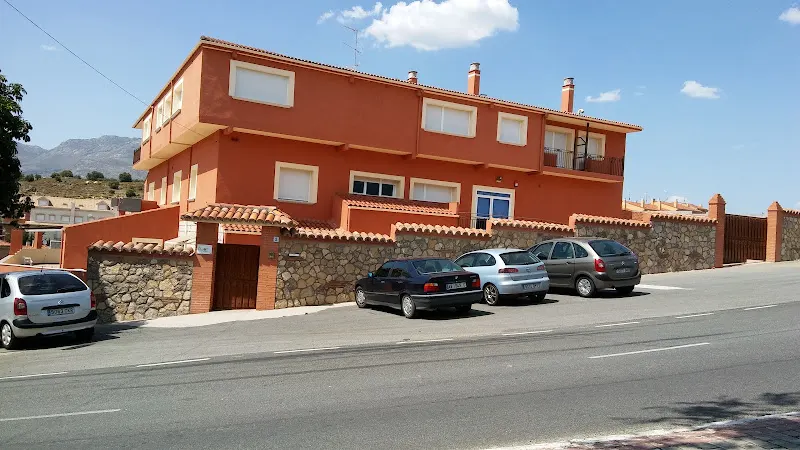 Burgosierra - Residencia de ancianos en Burgohondo - foto 2